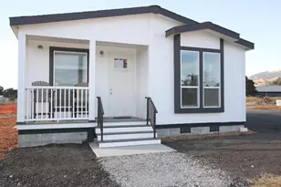 2055 Rucker Ave, Gilroy, CA 95020 - Photo 2