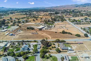 2055 Rucker Ave, Gilroy, CA 95020 - Photo 22