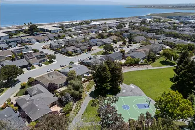 349 Bluefish Ct, Foster City, CA 94404 - Photo 52