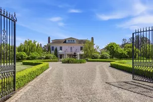 155 Scarlet Ct, Watsonville, CA 95076 - Photo 2