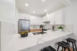 3687 Cabernet Vineyards Cir, San Jose, CA 95117 - Photo 20