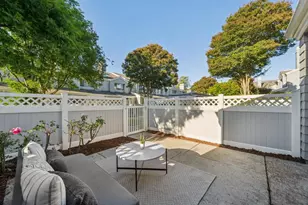 3687 Cabernet Vineyards Cir, San Jose, CA 95117 - Photo 4