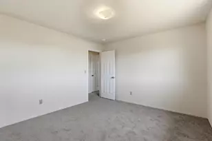 2308 Hammertown Dr, Stockton, CA 95210 - Photo 22