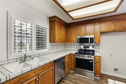 2308 Hammertown Dr, Stockton, CA 95210 - Photo 12