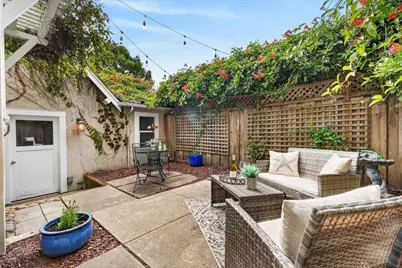 200 Roosevelt Ter, Santa Cruz, CA 95060 - Photo 30