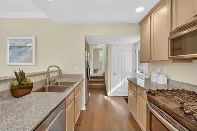 200 Roosevelt Ter, Santa Cruz, CA 95060 - Photo 12