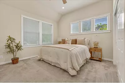 200 Roosevelt Ter, Santa Cruz, CA 95060 - Photo 16