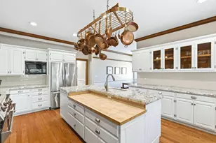 142 Carmel Riviera Dr, Carmel, CA 93923 - Photo 10