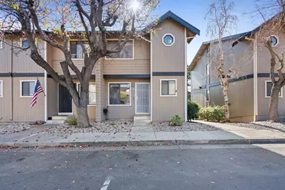 801 Nash Rd B10, Hollister, CA 95023 - Photo 1