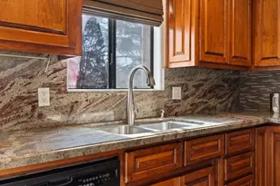 801 Nash Rd B10, Hollister, CA 95023 - Photo 8