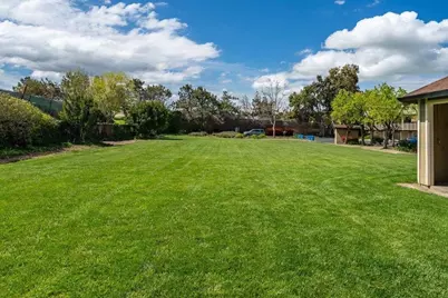 801 Nash Rd B10, Hollister, CA 95023 - Photo 34