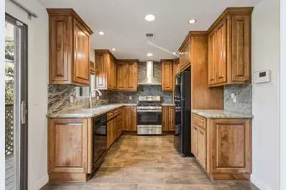 801 Nash Rd B10, Hollister, CA 95023 - Photo 4