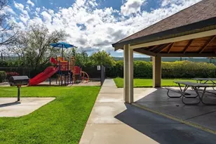 801 Nash Rd B10, Hollister, CA 95023 - Photo 30