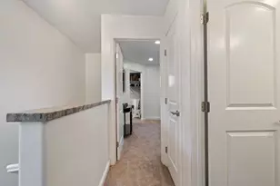 801 Nash Rd B10, Hollister, CA 95023 - Photo 18