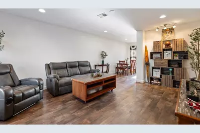 801 Nash Rd B10, Hollister, CA 95023 - Photo 4