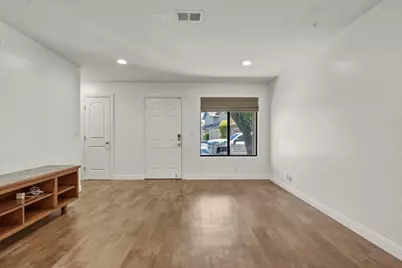 801 Nash Rd B10, Hollister, CA 95023 - Photo 14