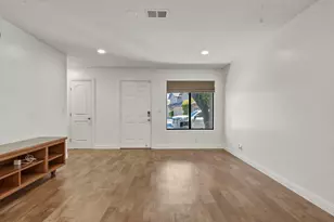 801 Nash Rd B10, Hollister, CA 95023 - Photo 14