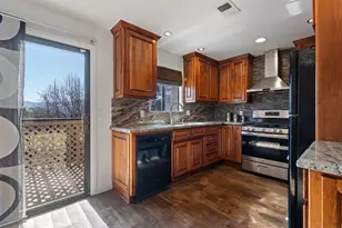 801 Nash Rd B10, Hollister, CA 95023 - Photo 6