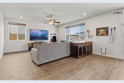 2042 Michelle St, Los Banos, CA 93635 - Photo 20