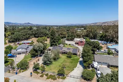 2025 Jeanie Ln, Gilroy, CA 95020 - Photo 74