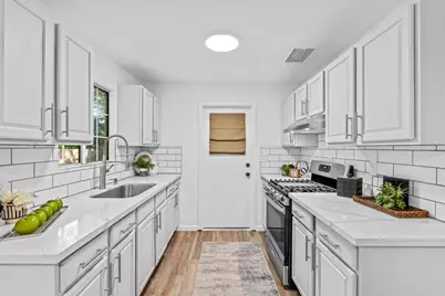 114 &amp; 116 Severin Ave, Modesto, CA 95354 - Photo 1