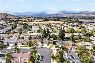 1301 Peregrine Dr, Gilroy, CA 95020 - Photo 68