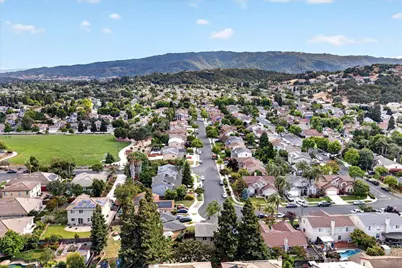 1301 Peregrine Dr, Gilroy, CA 95020 - Photo 54