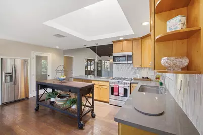 20955 Panorama Dr, Los Gatos, CA 95033 - Photo 16