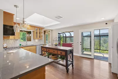20955 Panorama Dr, Los Gatos, CA 95033 - Photo 14