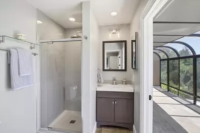 20955 Panorama Dr, Los Gatos, CA 95033 - Photo 32