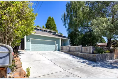 525 Clubhouse Dr, Aptos, CA 95003 - Photo 2