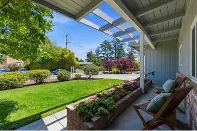 221 W Floresta Way, Portola Valley, CA 94028 - Photo 4