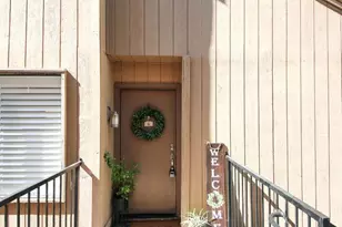 546 Woodside Oaks 6, Sacramento, CA 95825 - Photo 4