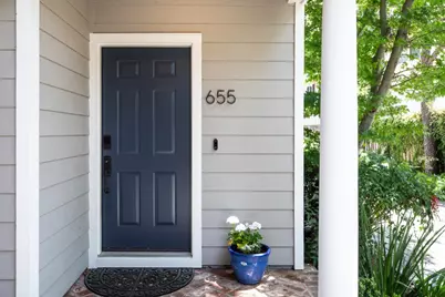 655 Roble Ave, Menlo Park, CA 94025 - Photo 2