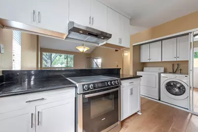 125 Connemara Way 22, Sunnyvale, CA 94087 - Photo 10