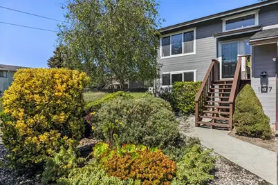 1077 Pearl Ave, Moss Beach, CA 94038 - Photo 2