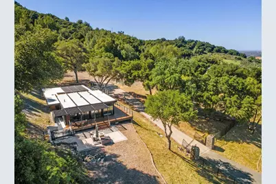 19751 Hicks Rd, Los Gatos, CA 95032 - Photo 2