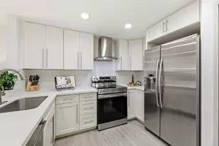32 Cherry Crest Ln, San Jose, CA 95136 - Photo 1