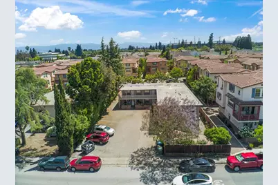 370 N Fair Oaks Ave, Sunnyvale, CA 94085 - Photo 16