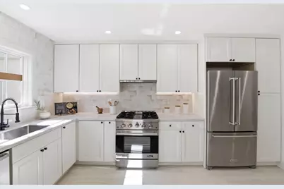32 Beverly Dr, San Carlos, CA 94070 - Photo 10