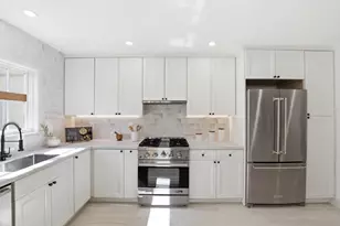 32 Beverly Dr, San Carlos, CA 94070 - Photo 10