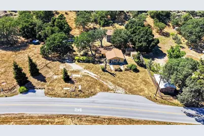 46404 Arroyo Seco Rd, Greenfield, CA 93927 - Photo 2