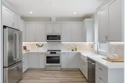 2896 Hillside Dr, Burlingame, CA 94010 - Photo 60