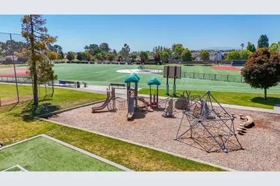 799 Pitcairn Dr, Foster City, CA 94404 - Photo 98