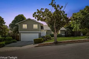 200 Danville Dr, Los Gatos, CA 95032 - Photo 2