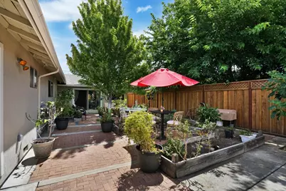 831 Wagoner Dr, Livermore, CA 94550 - Photo 2