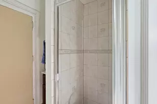 881 W MacArthur Blvd, Emeryville, CA 94608 - Photo 28
