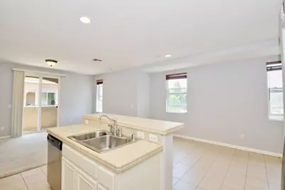 63 Ede Ln, Milpitas, CA 95035 - Photo 8