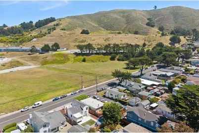 330 Paloma Ave, Pacifica, CA 94044 - Photo 48