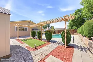 327 St Julie Dr, San Jose, CA 95119 - Photo 44